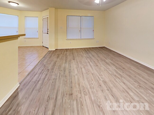 Foto del edificio - 5002 Braden Gate