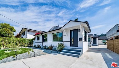 Building Photo - 1258 Mariposa St