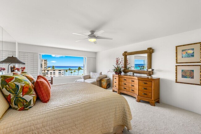 Foto del edificio - Colony Surf Hideaway: Oceanfront 2BR w/ Sleeper Sofa, Views & Beach Access
