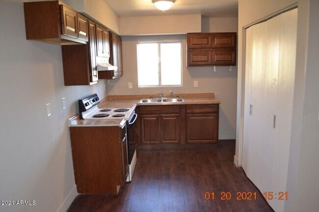 Foto del edificio - Nice 2 bedroom 2 bath apartment in Apache ...