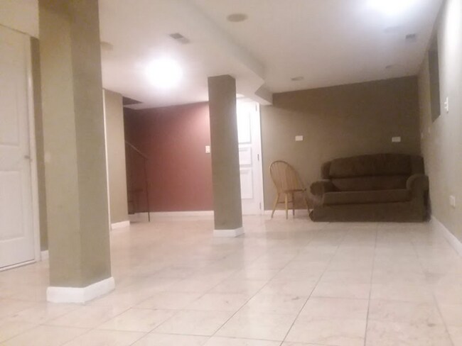 Photo - 3849 W School St Apartment