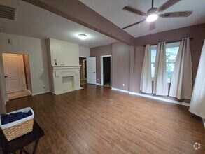 Building Photo - 126 Maupin Ave