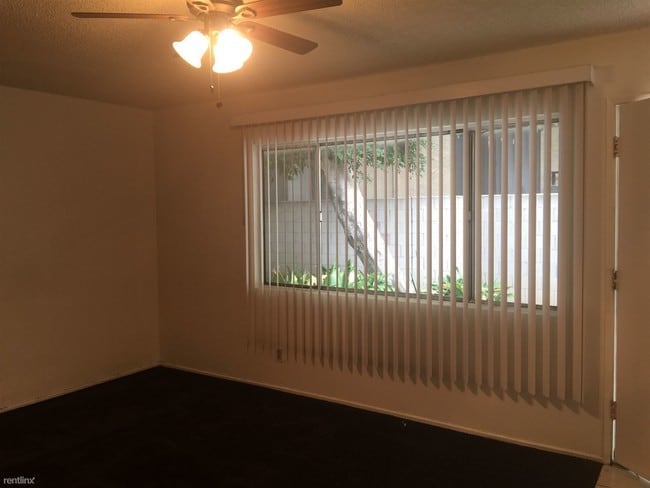 Building Photo - 631 Almond Ave