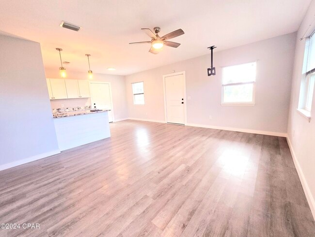 Foto del edificio - 3805 E 4th St