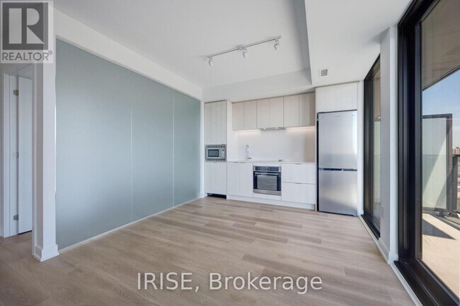 Photo du bâtiment - 1417-3009 NOVAR Rd