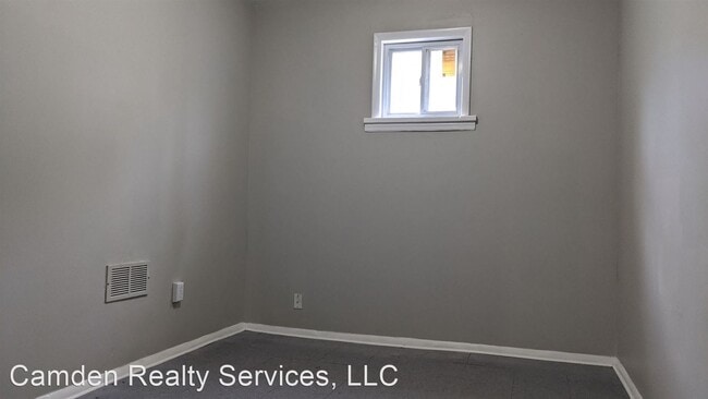 Building Photo - 3 br, 1.5 bath House - 1275 Lansdowne Ave