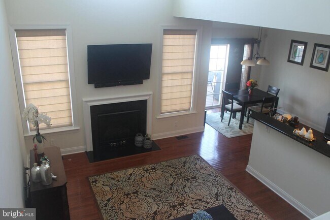 Foto del edificio - 2325 S Whittmore St
