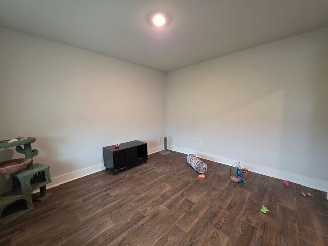 Foto del edificio - 1219 Inner Banks Ln