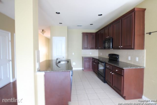 Building Photo - 13906 Bella Donna