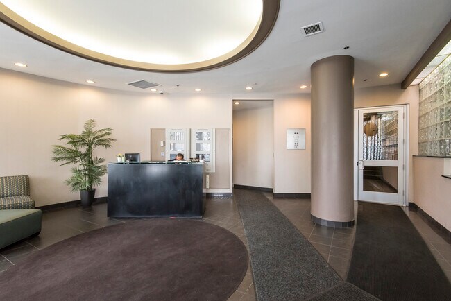Foto del edificio - 1309 N Wells St