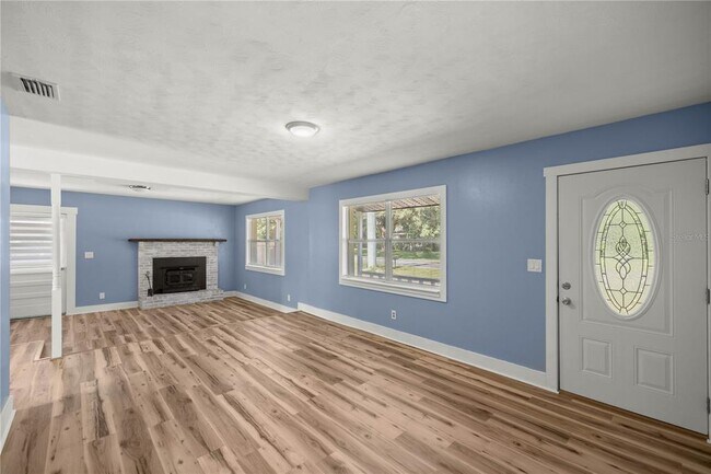 Foto del edificio - 3708 NE 25th Ave