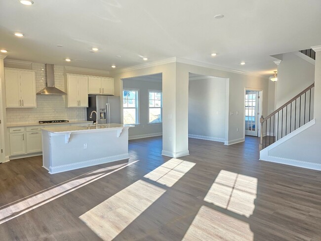 Building Photo - Brand New 4 Bedroom 3 Bathroom Single Fami...