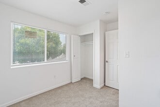 Building Photo - 1328 S Coffman St