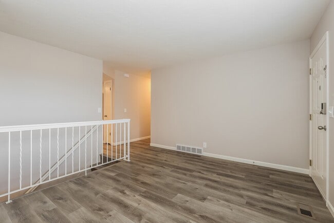 Building Photo - 4042 4480 W