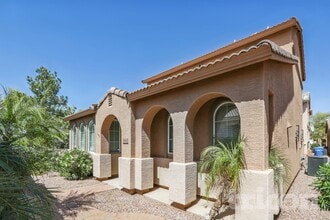 Building Photo - 3812 S 54th Glen