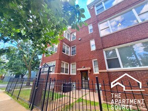 Building Photo - 5606 W Thomas St