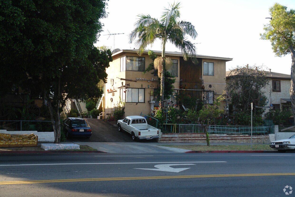 Primary Photo - 114 S Rampart Blvd