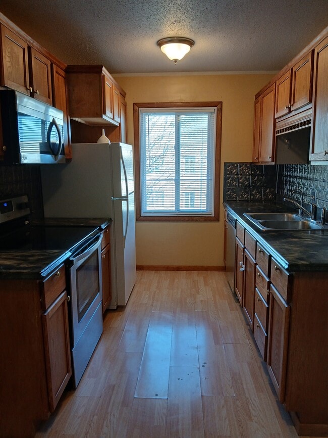 Building Photo - 521 19th St NW