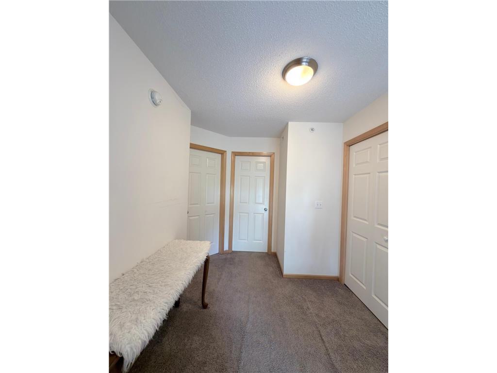 13705 54th Ave N, Minneapolis, MN 55446 - Townhome Rentals in