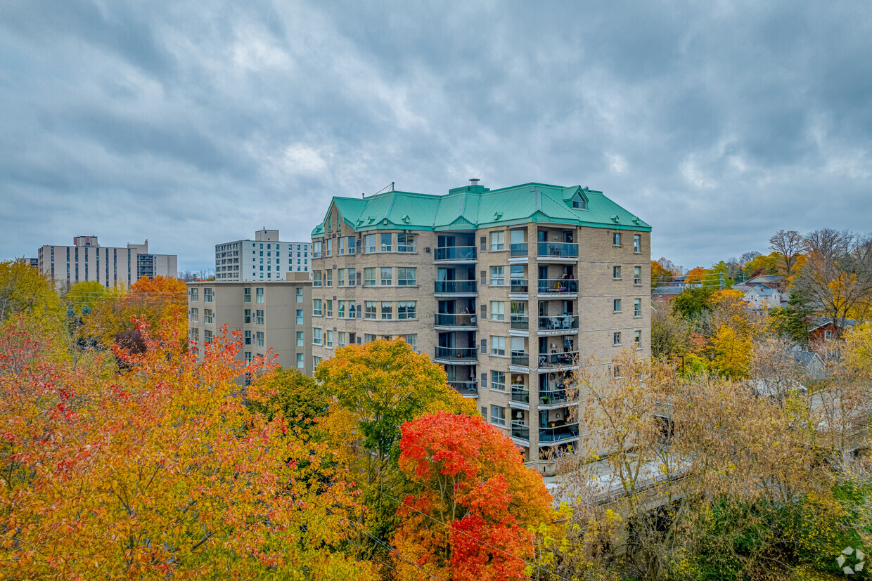 Primary Photo - Parkview Terrace