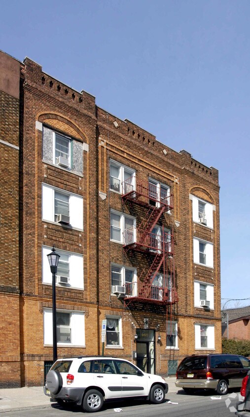 Foto del Buildilng - 4605-4607 Hudson Ave