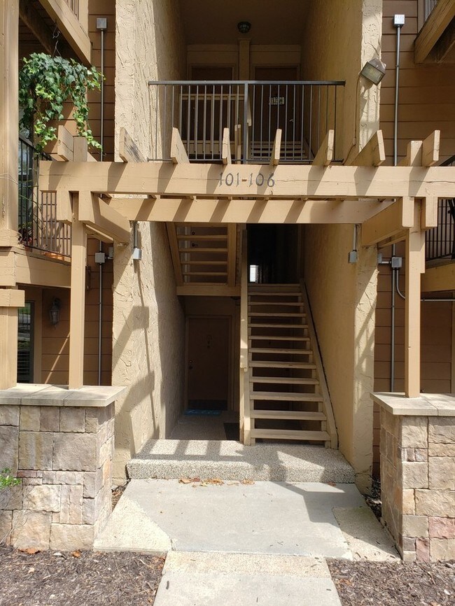 Foto del edificio - 4727 Jarboe St
