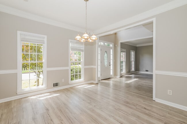 Building Photo - 1702 Woodstone Cove SE