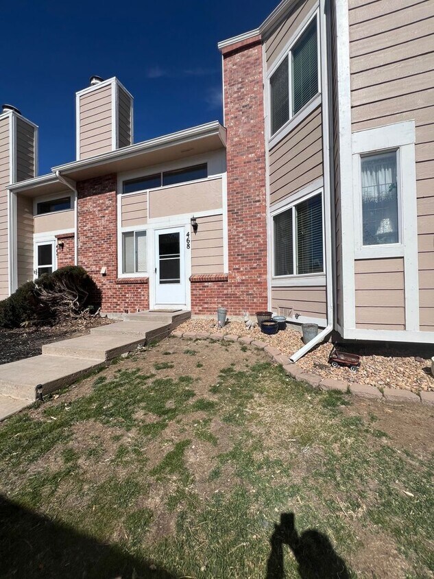 Primary Photo - Two-Story 1 bed, 1.5 bath Condo!