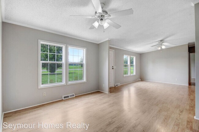 Foto del edificio - 4 br, 3 bath House - 3362 Hwy 13 North
