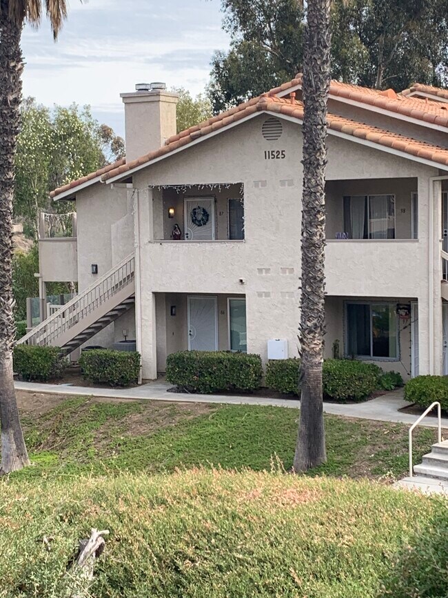 1st floor unit - 11525 Fury Ln