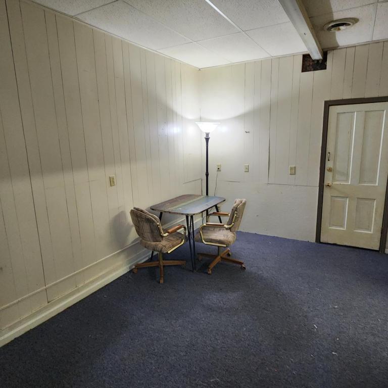 Primary Photo - 102 S Main