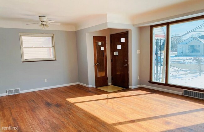 Building Photo - 3 br, 2 bath House - 29424 Barton St