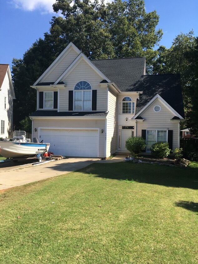 Primary Photo - 1747 Tilgate Ct