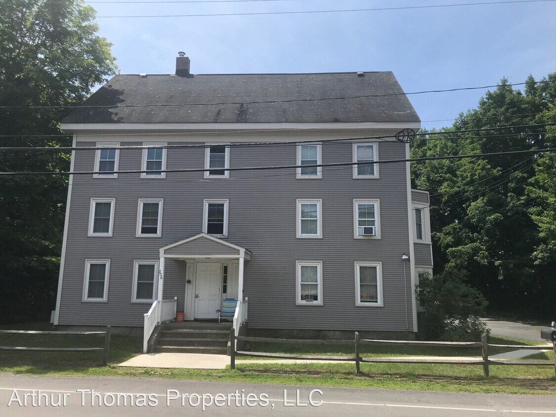 Primary Photo - 2 br, 1 bath Apartment - 206 Atlantic Ave