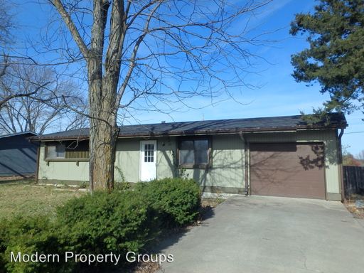 Primary Photo - 8201 W Trails West Dr