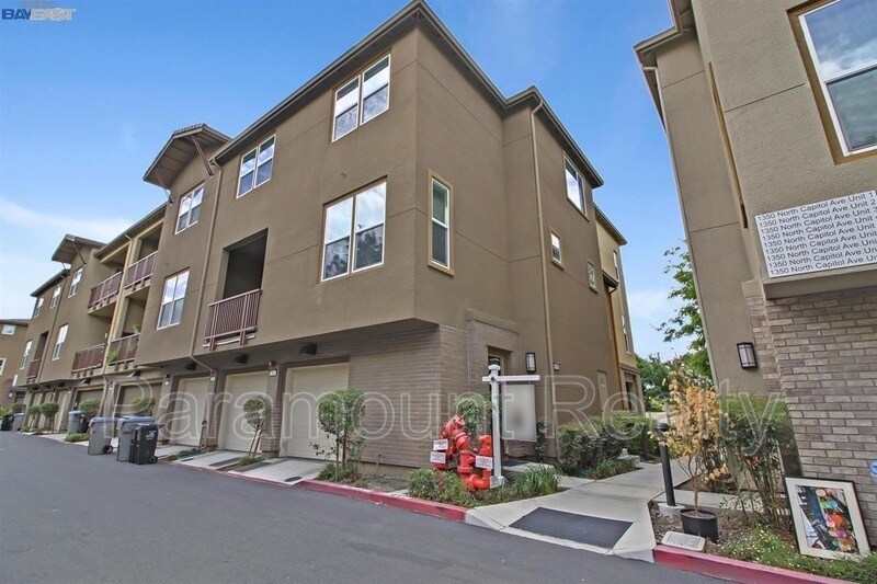 Foto principal - 1336 N Capitol Av