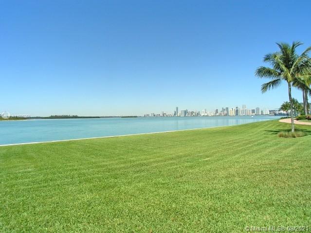 Building Photo - 4924 Fisher Island Dr