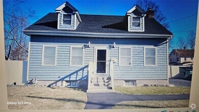 Building Photo - 25 Belford Ave
