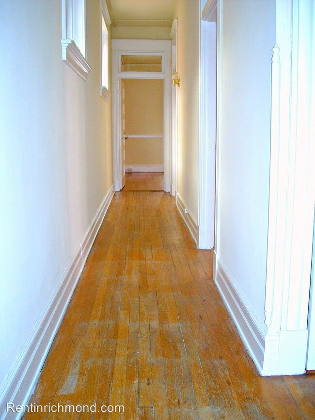 Foto del edificio - 2418 Grove Ave