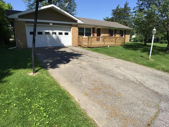 Primary Photo - 10644 Penn Dr