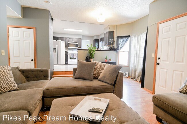 Building Photo - 4 br, 3.5 bath House - 6185 Northwind Drive