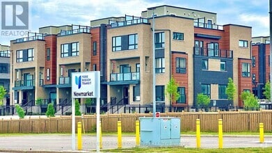 Building Photo - 20-20 Lytham Grn Cir