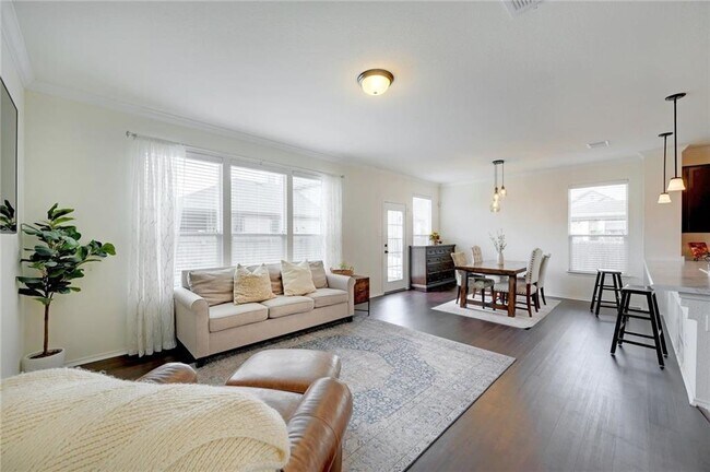 Building Photo - 7910 Arezzo Dr