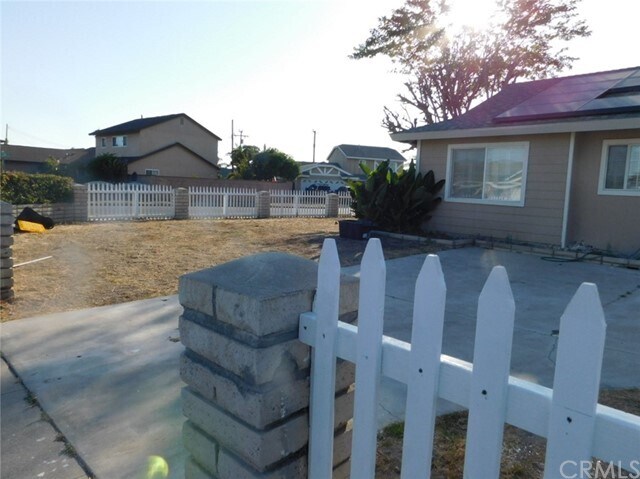 Foto del edificio - 14421 Monroe Ln