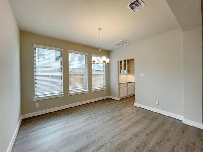 Building Photo - 3514 Gore Creek Dr