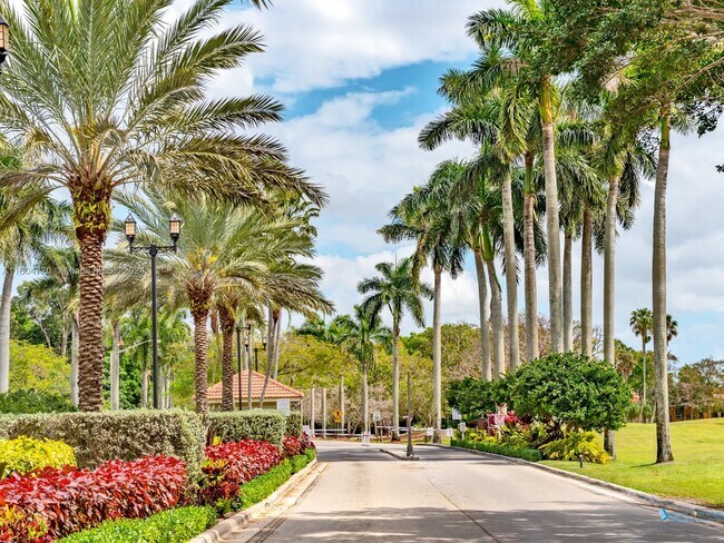 Foto del edificio - 15821 SW 10th St