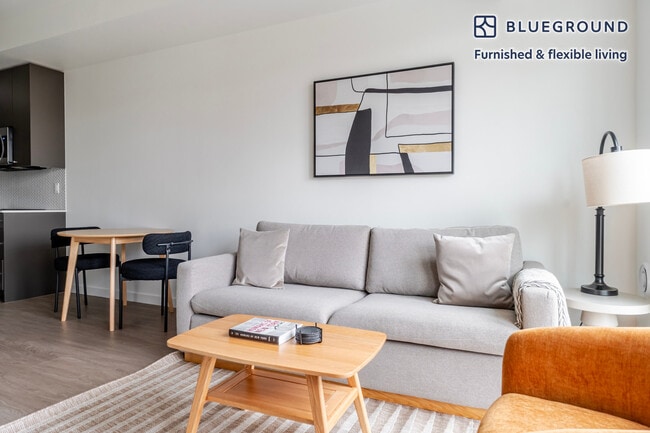 Foto del edificio - 17645 NE 69th Ct