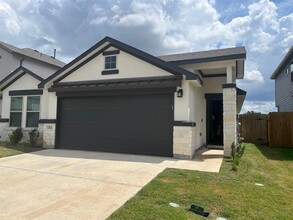 Building Photo - 153 Woods Edge Ln