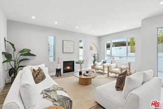 Building Photo - 1326 Centinela Ave