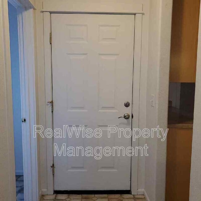 Building Photo - 2436 SW 23rd St